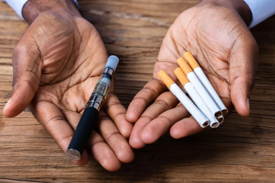 Zdjęcie Prosty sposób jak zrobić skręta z herbaty - naturalna alternatywa dla papierosów