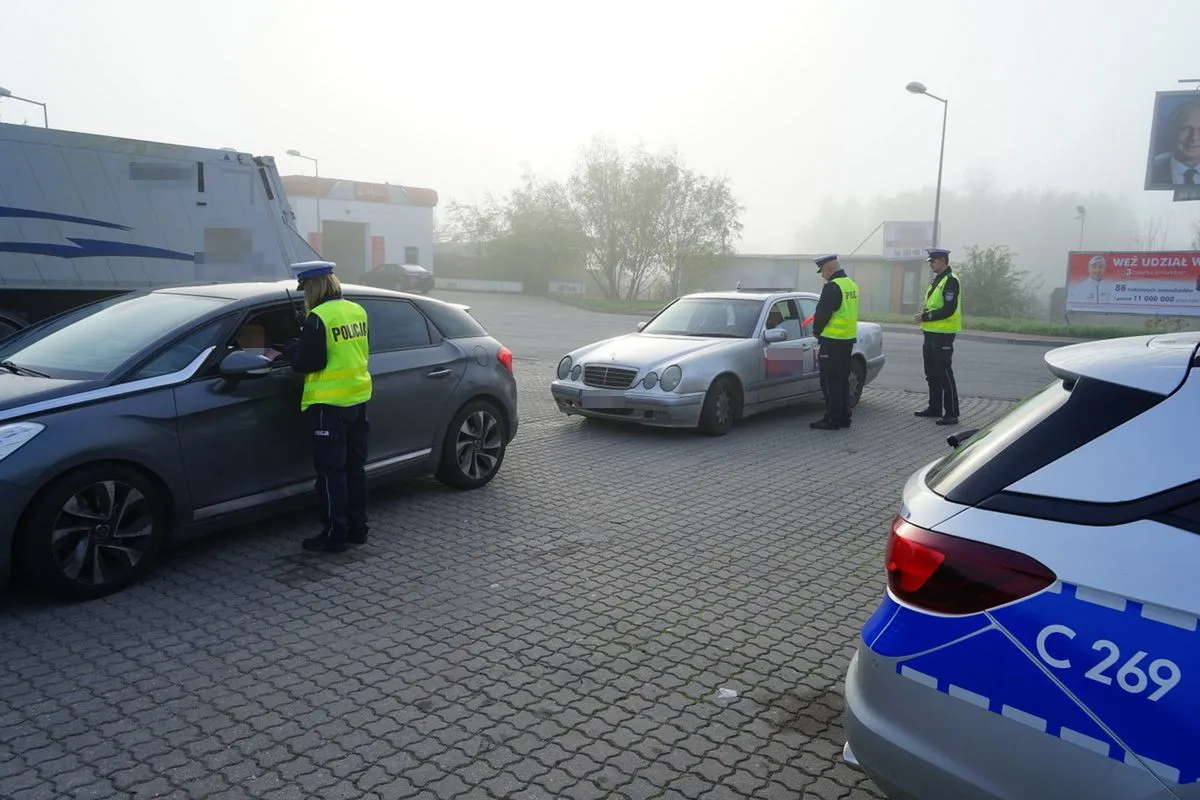 Zdjęcie Kiedy można holować samochód? Poznaj przepisy i uniknij kłopotów