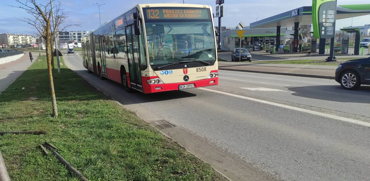 Zdjęcie Jakim autobusem dojechać z Gdańska do Straszyna? Sprawdź szczegóły!