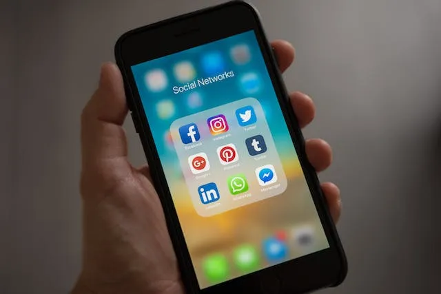 Zdjęcie Jak znaleźć kogoś na Instagramie przez Facebooka w kilku prostych krokach
