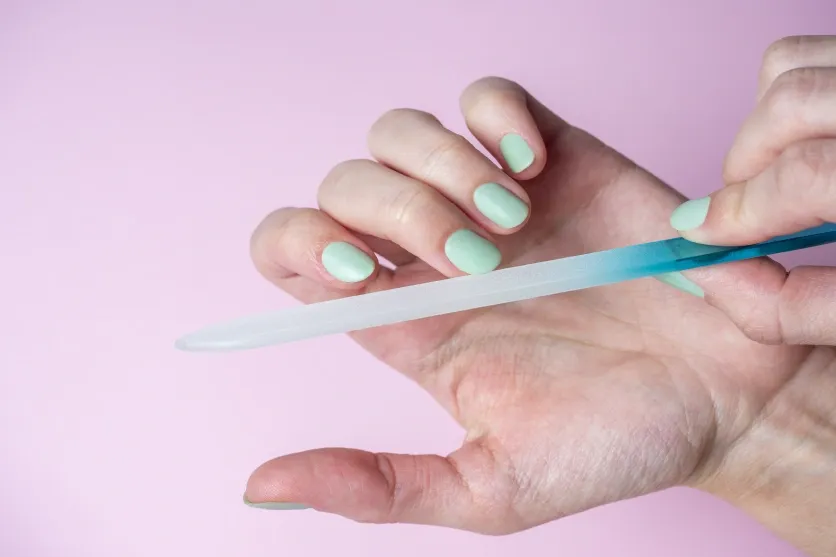 Zdjęcie Jakie pilniki do manicure hybrydowego wybrać, aby uniknąć błędów?