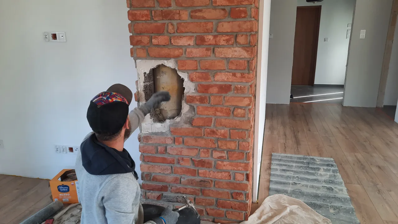 Zdjęcie Jak wyciąć otwór w kominie ceramicznym bez ryzyka uszkodzeń