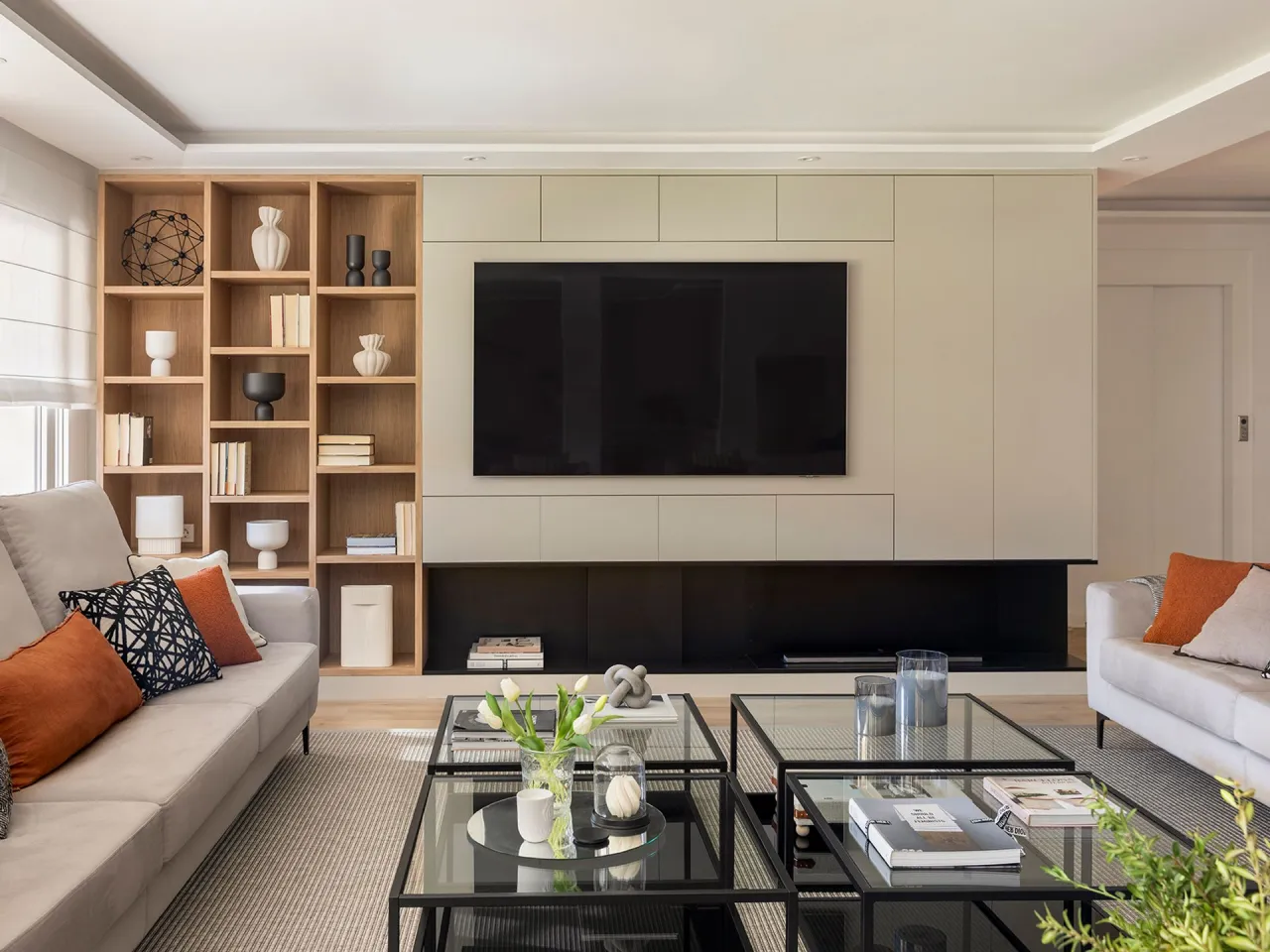 Zdjęcie Muebles TV salón: Transforma tu espacio y evita errores
