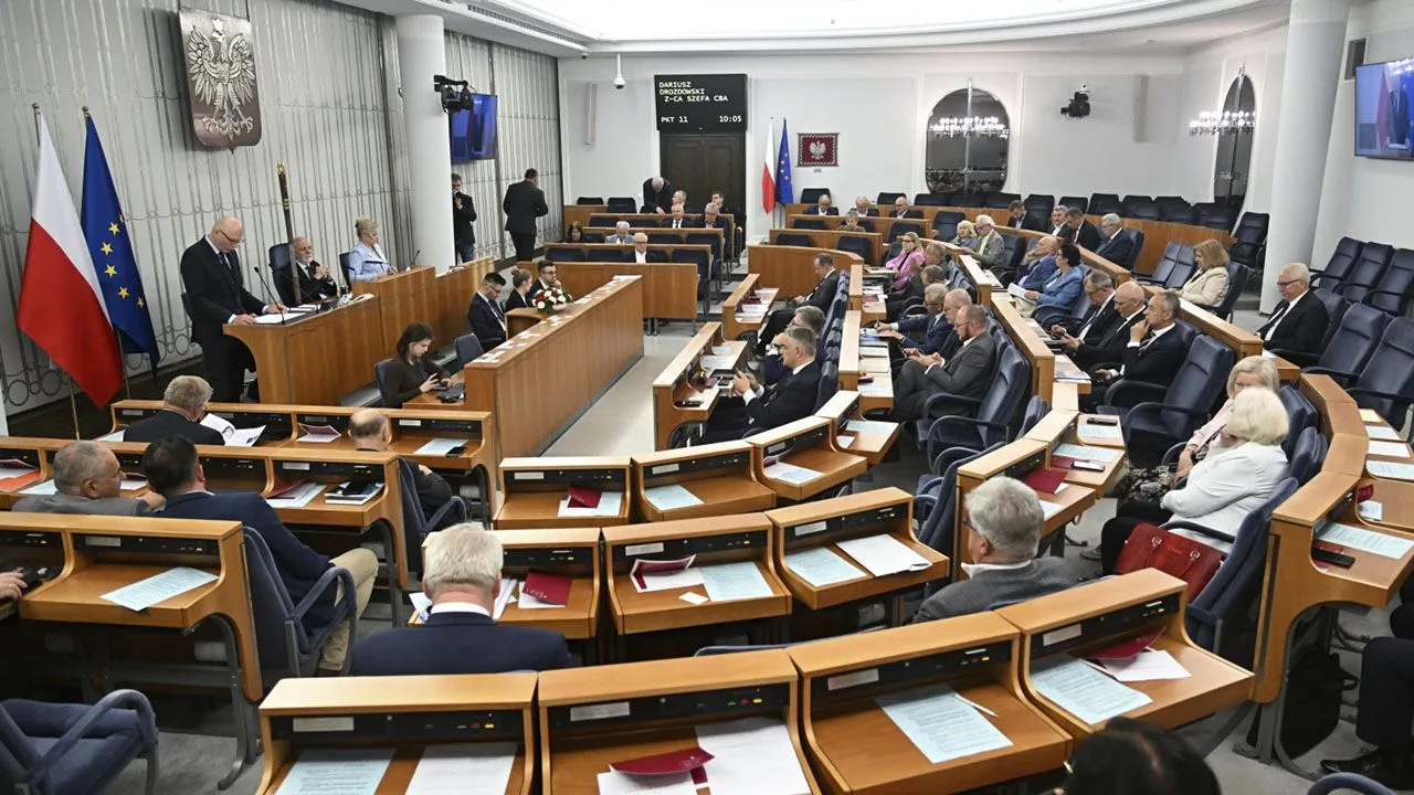 Zdjęcie Senat czym się zajmuje? Odkryj jego kluczowe kompetencje i rolę