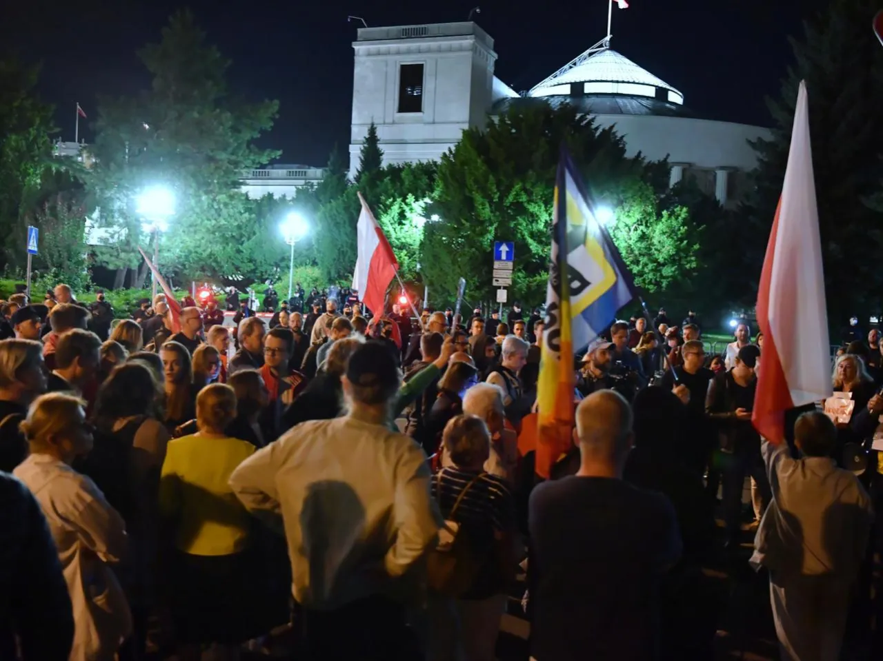 Zdjęcie Co oznacza ustawa lex TVN i jakie ma skutki dla mediów?