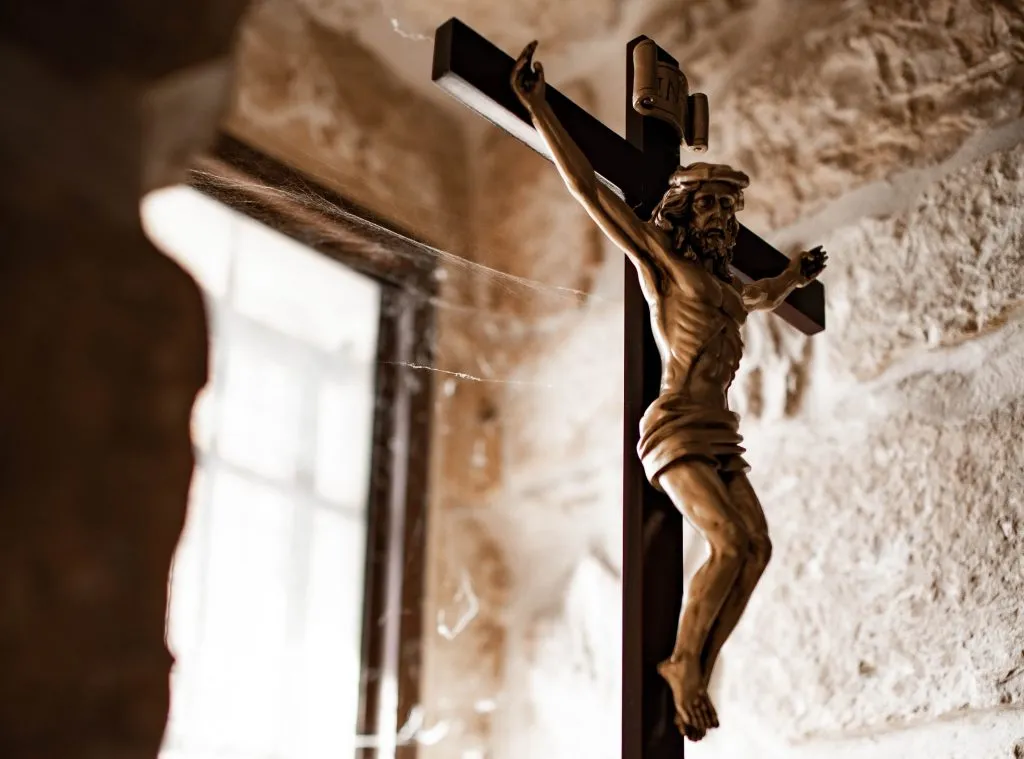 Zdjęcie Podwyższenie Krzyża: Znaczenie, Historia i Triumf Zbawienia