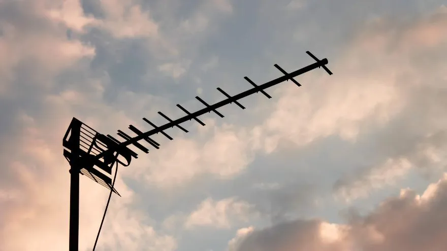 Zdjęcie Jak ustawić antenę siatkową, aby uzyskać najlepszy sygnał telewizyjny