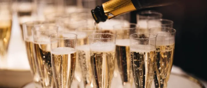 Zdjęcie Najlepsze drinki na prosecco, które zaskoczą Twoich gości