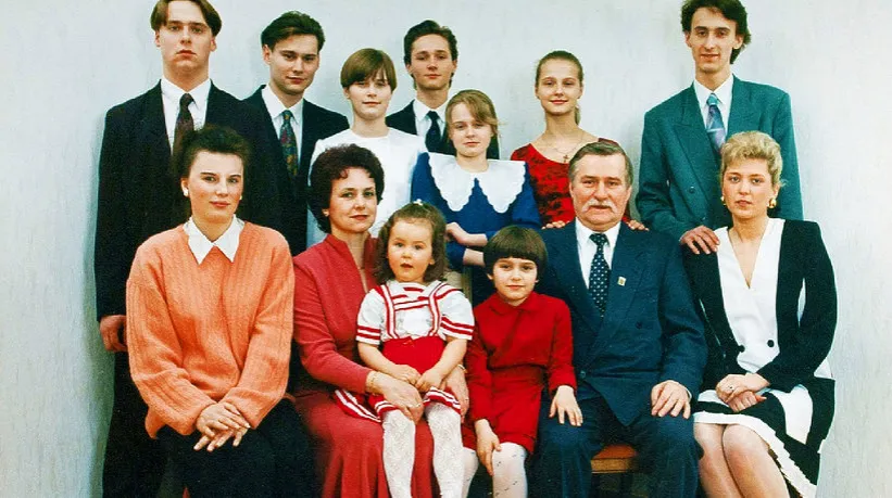 Zdjęcie Ile dzieci ma Lech Wałęsa? Poznaj całą rodzinę byłego prezydenta