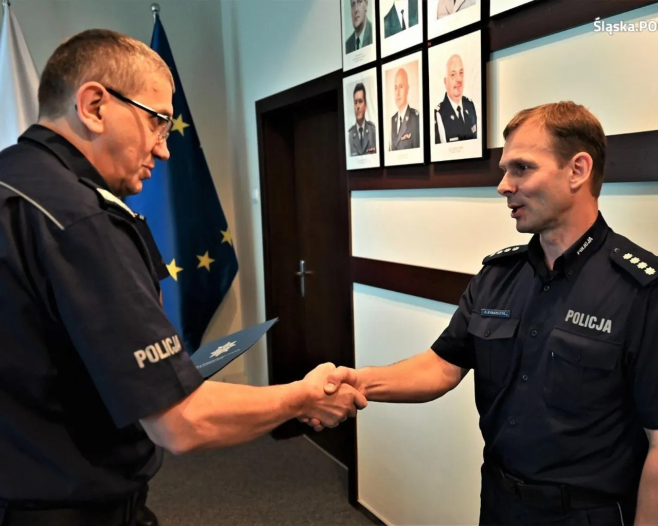 Zdjęcie Emerytura policjanta: Kluczowe warunki i zasady przejścia na odpoczynek