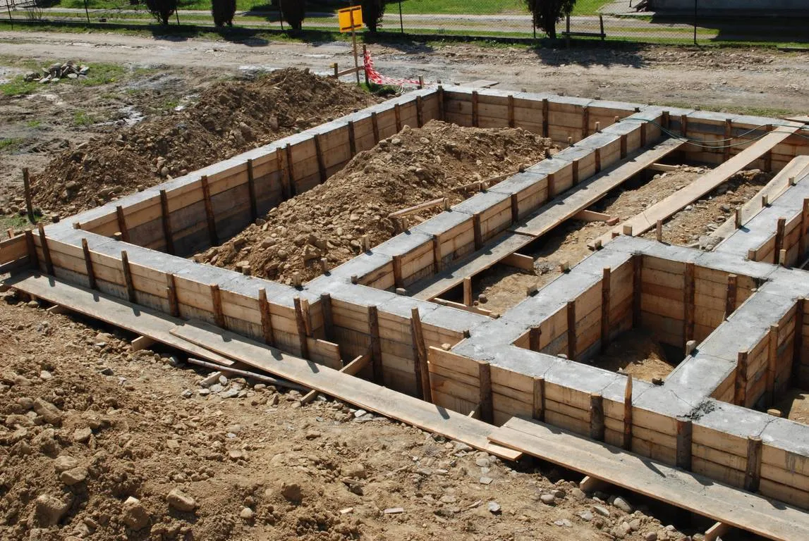 Zdjęcie Jak zrobić fundament pod dom - kluczowe kroki i materiały, które musisz znać