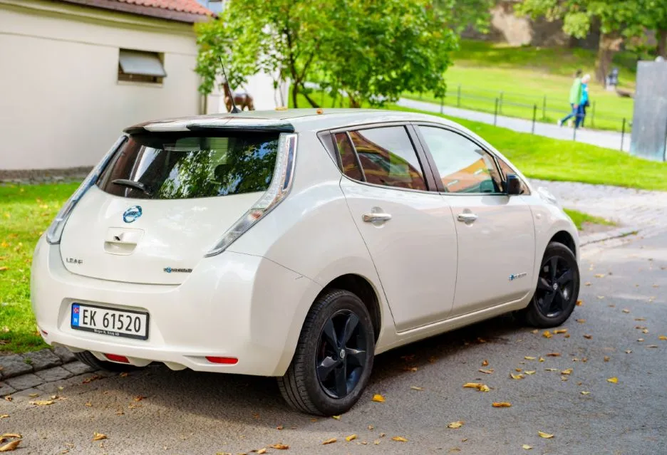 Zdjęcie Nissan Leaf ile przejedzie? Zasięg w różnych warunkach i modele