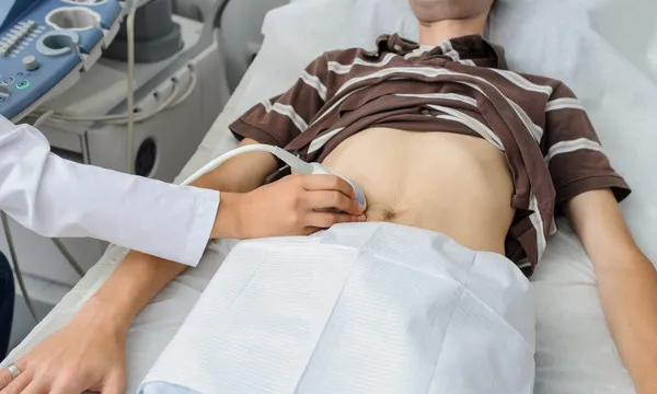 Zdjęcie Co jeść przed badaniem USG jamy brzusznej, aby uniknąć problemów?