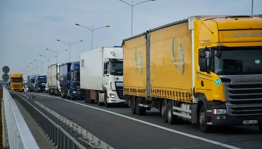Zdjęcie Jak sprawdzić korki na autostradzie A4 i uniknąć opóźnień w podróży