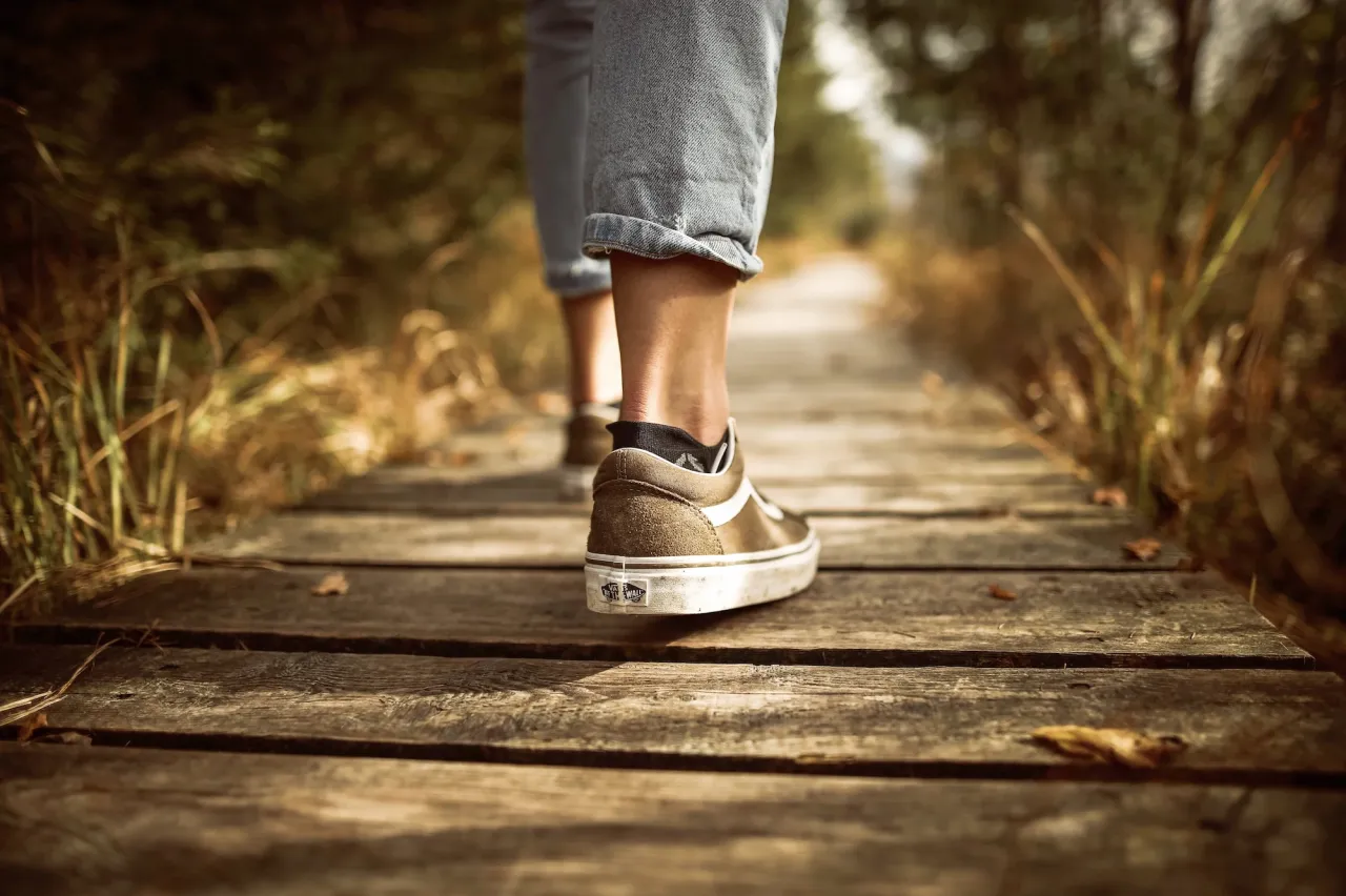 Zdjęcie Czy spacer to cardio? Odkryj korzyści dla zdrowia i kondycji