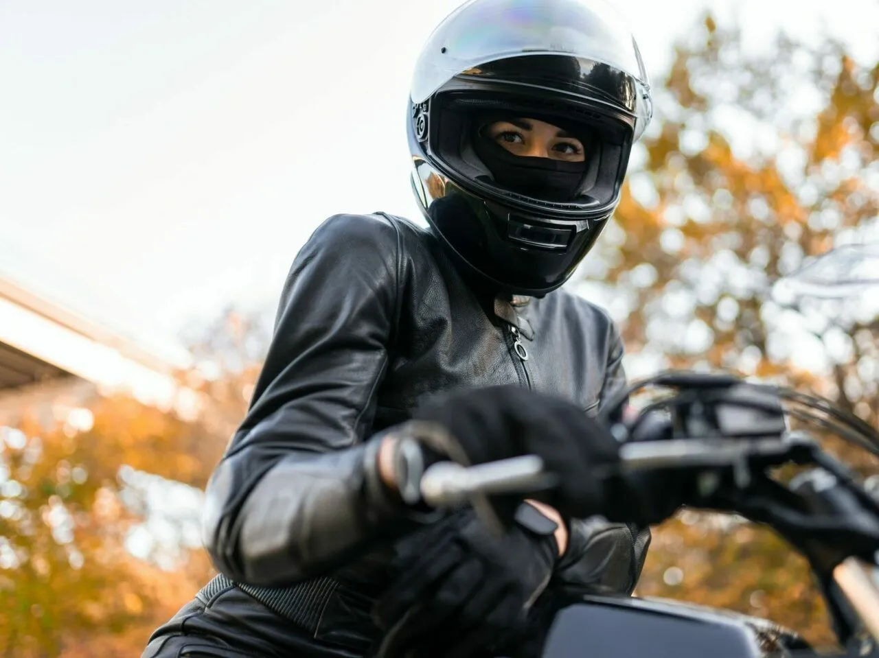 Zdjęcie Jaki interkom motocyklowy wybrać, aby uniknąć problemów w trasie?