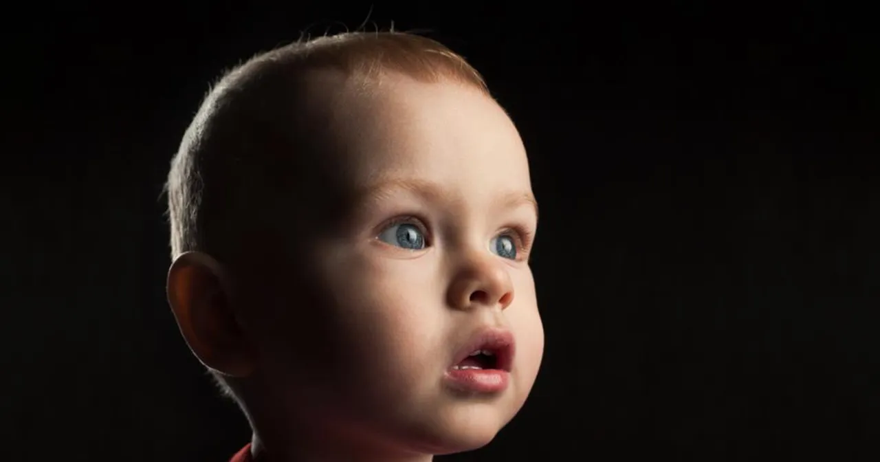 Zdjęcie Zez ukryty u dziecka objawy – nie przegap tych ważnych sygnałów