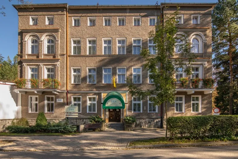 Zdjęcie Sanatorium Lądek-Zdrój NFZ: aktualne informacje o dostępności usług