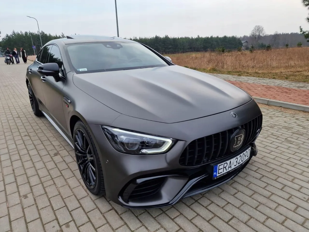 Zdjęcie Ceny mercedes amg gt 63s: co wpływa na ich wysokość i jakie są opcje?