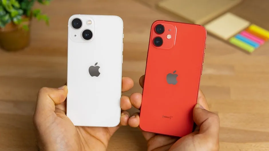 Zdjęcie IPhone 13 mini czy 12 mini – który wybrać i uniknąć błędów? Porównanie kluczowych różnic