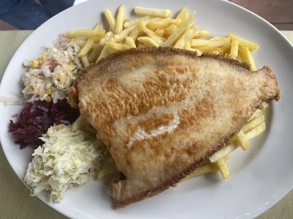 Zdjęcie Gdzie zjeść na Wyspie Sobieszewskiej? Najlepsze restauracje i smaki