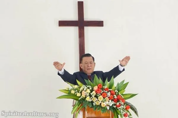 Zdjęcie Kim jest pastor? Rola i znaczenie duchownego protestanckiego