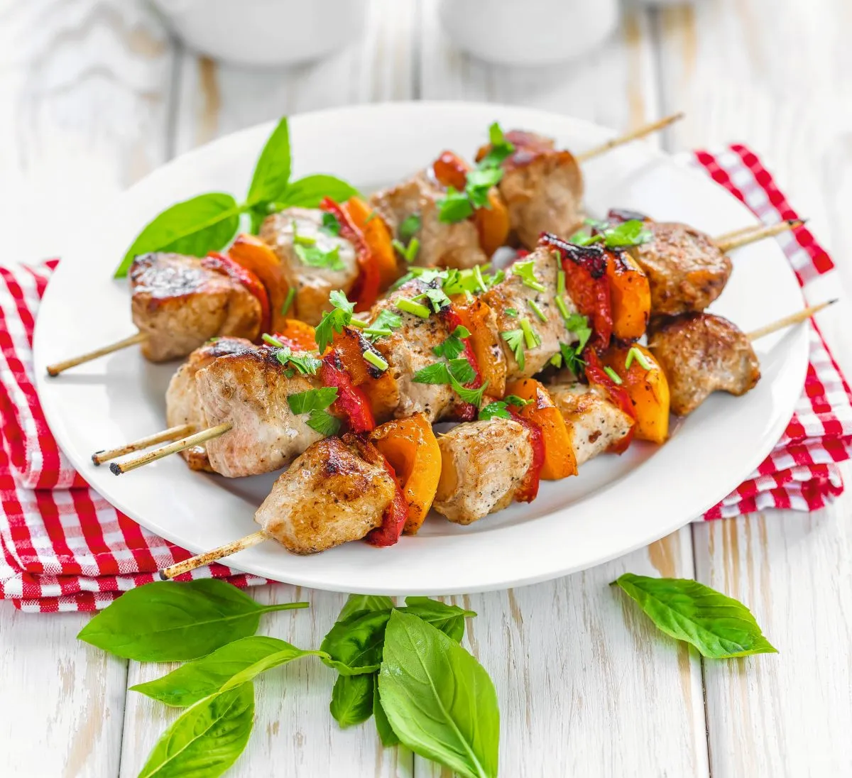 Zdjęcie Jak upiec szaszłyki drobiowe w piekarniku, by były soczyste i smaczne