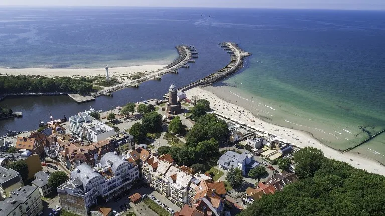 Zdjęcie Gdzie jechać na wakacje nad Bałtykiem? Najlepsze miejscowości i atrakcje