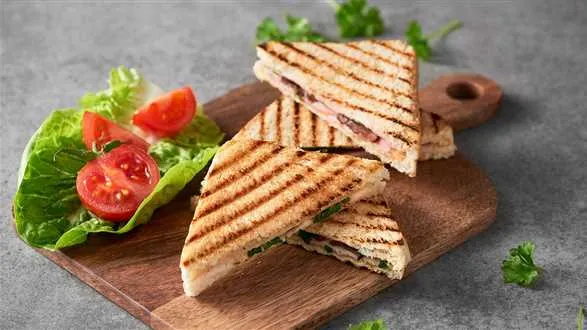 Croque monsieur z serem gouda