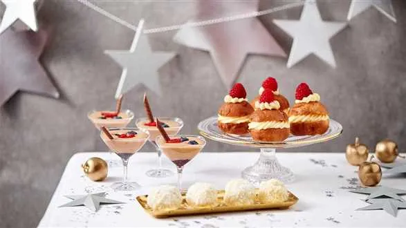 Sylwestrowe minipączki z kremem adwokatowym