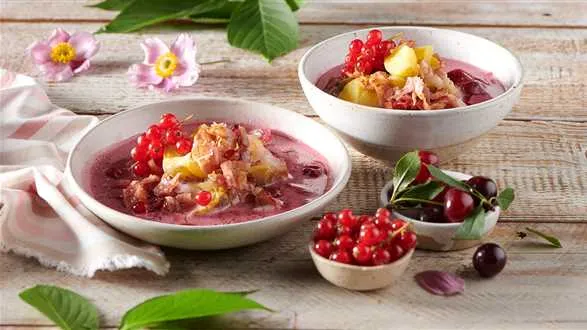 Pamuła – zupa owocowa z okrasą