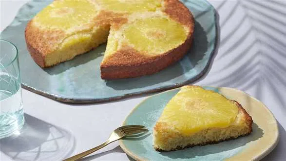 Odwrócone ciasto z ananasem