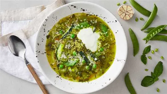 Zupa z zielonych warzyw