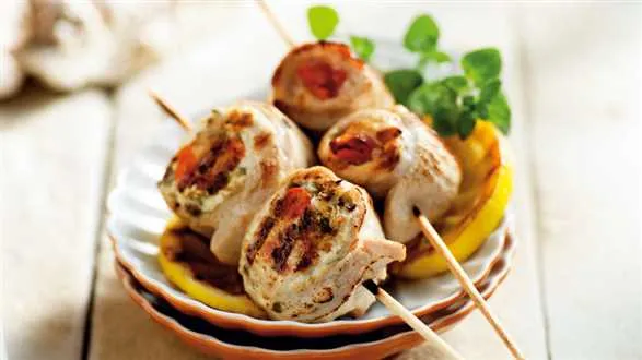 Roladki z indyka z papryką i kaparami