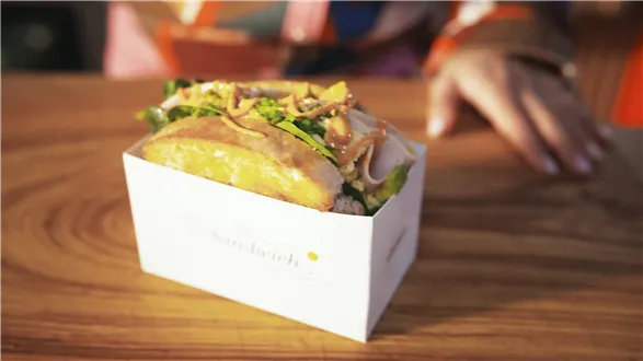 Kanapka z jajecznicą - egg drop sandwich