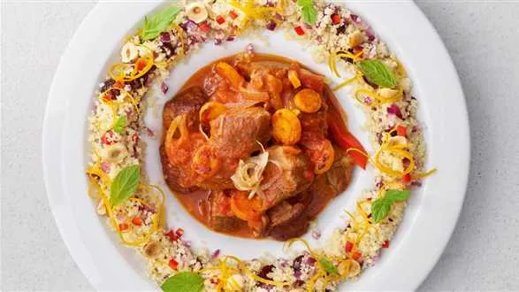 Kuskus z gulaszem jagnięcym