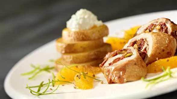 Pieczony kurczak z pistacjami