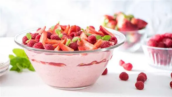 Truskawkowo-malinowe tiramisu