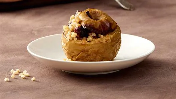 Jabłka nadziewane kaszą jaglaną