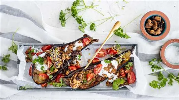 Pieczony bakłażan z indykiem