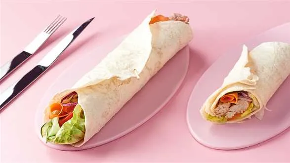 Bezglutenowe tortille z szarpaną wieprzowiną