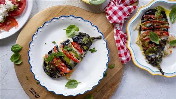 Bakłażan hasselback z pesto słonecznikowym