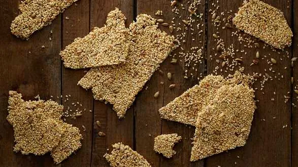 Miodowe sezamki ze słonecznikiem