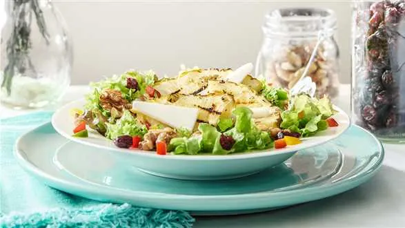 Sałatka z kozim serem