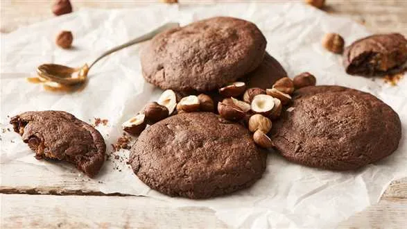 Czekoladowe ciasteczka z masą krówkową