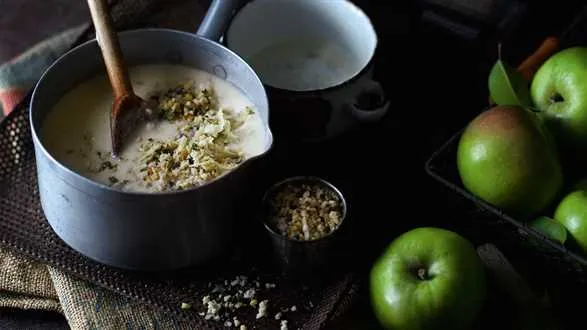 Zupa jabłkowo-ziemniaczana