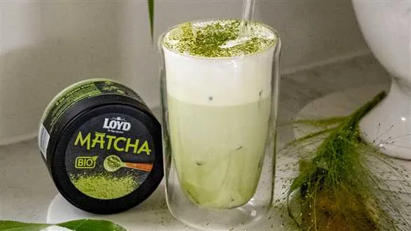 Mrożona matcha latte