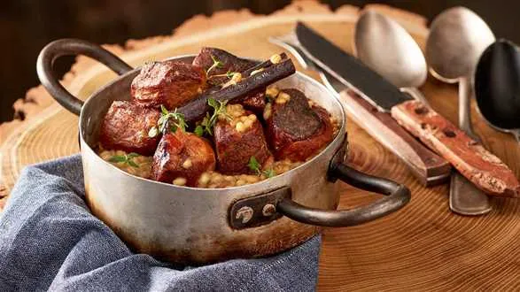 Łopatka duszona w cydrze