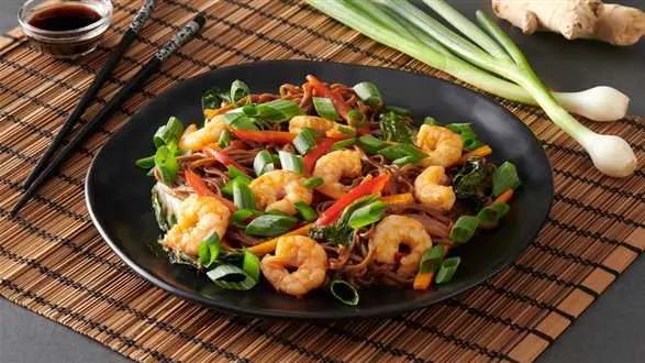 Yakisoba z krewetkami