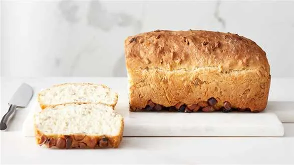 Chleb słonecznikowy z bakaliami